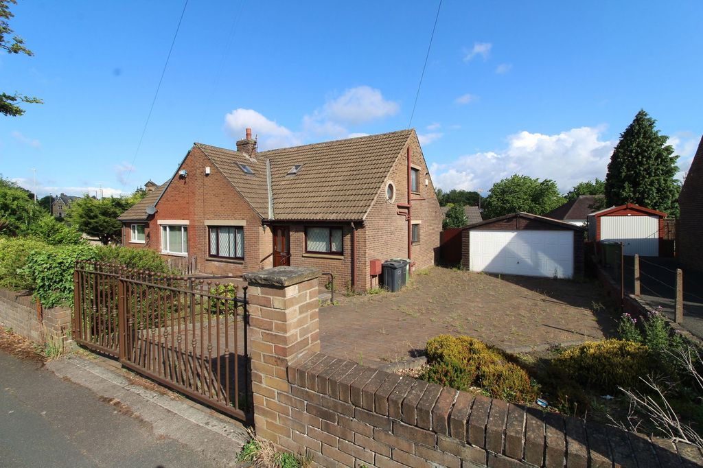 Property photo 1 of 27