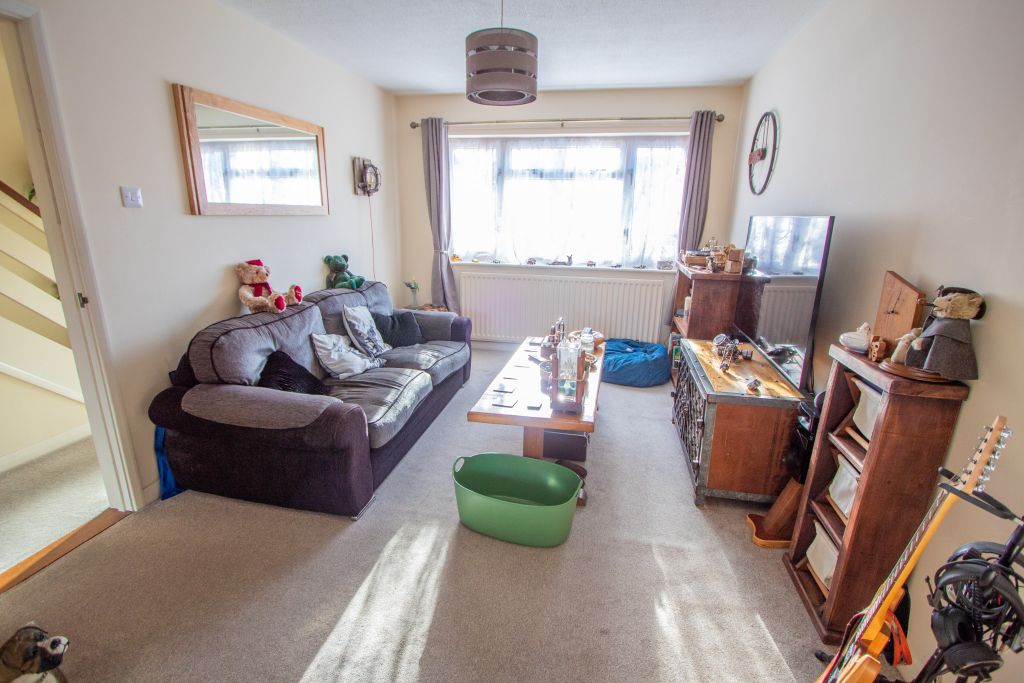 Property photo 2 of 9