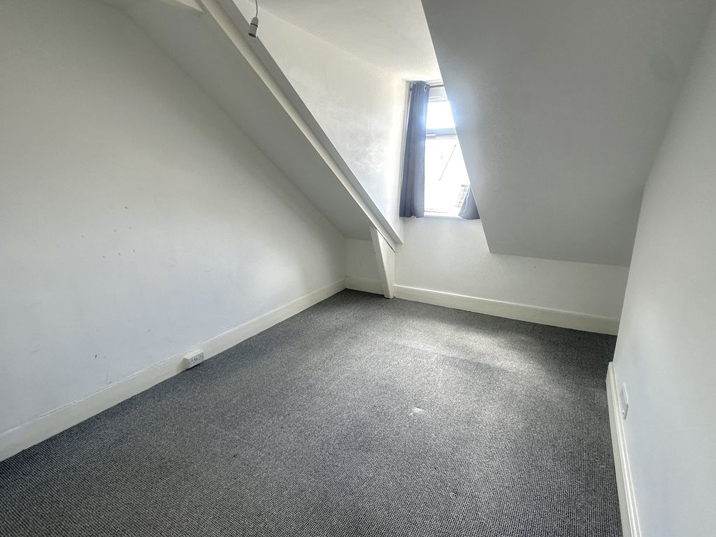Property photo 3 of 4 Image00001
