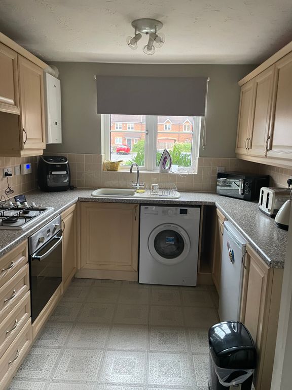 Property photo 2 of 7