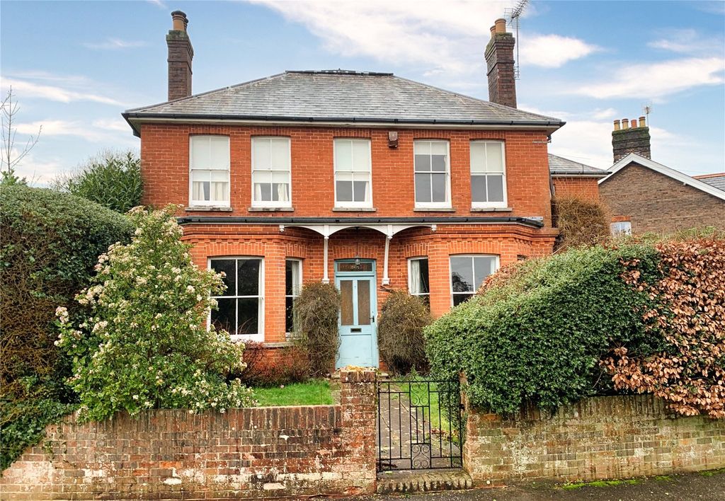 Property photo 1 of 22 Front