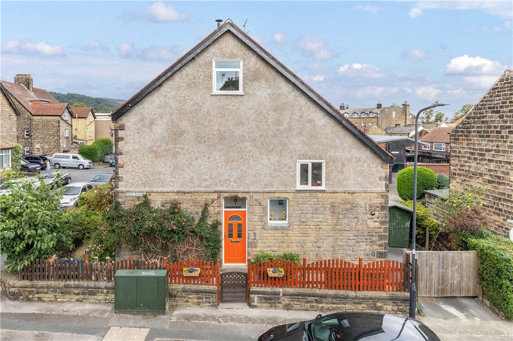 Property photo 1 of 15 19 Nile Road