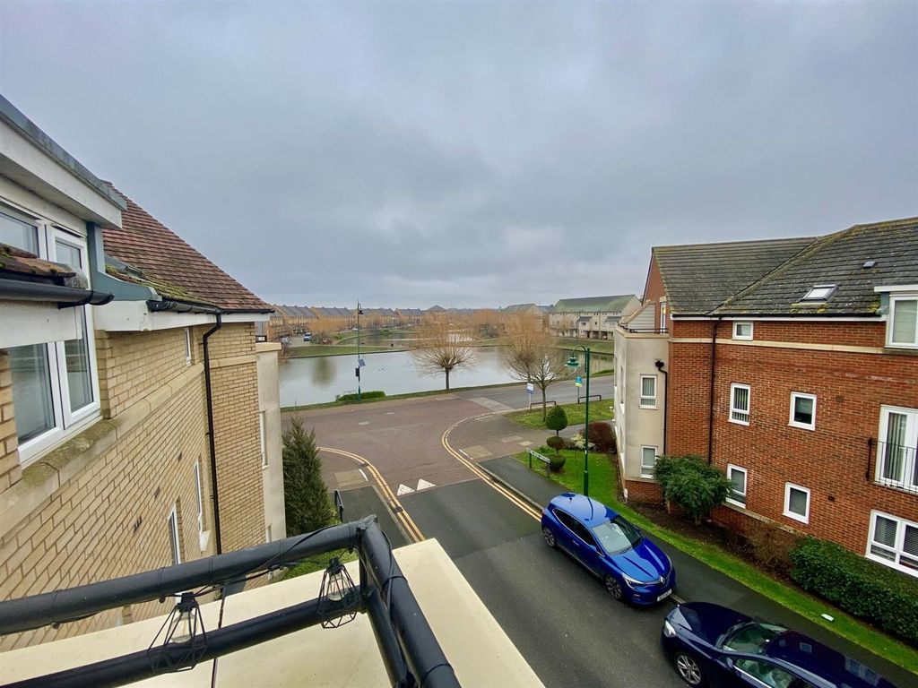 Property photo 3 of 7