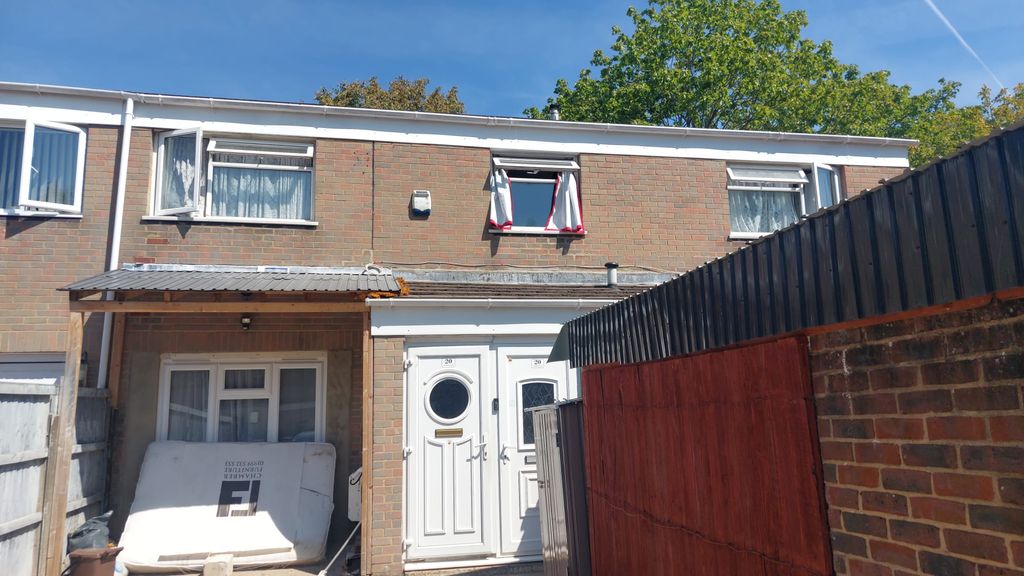 Property photo 1 of 6