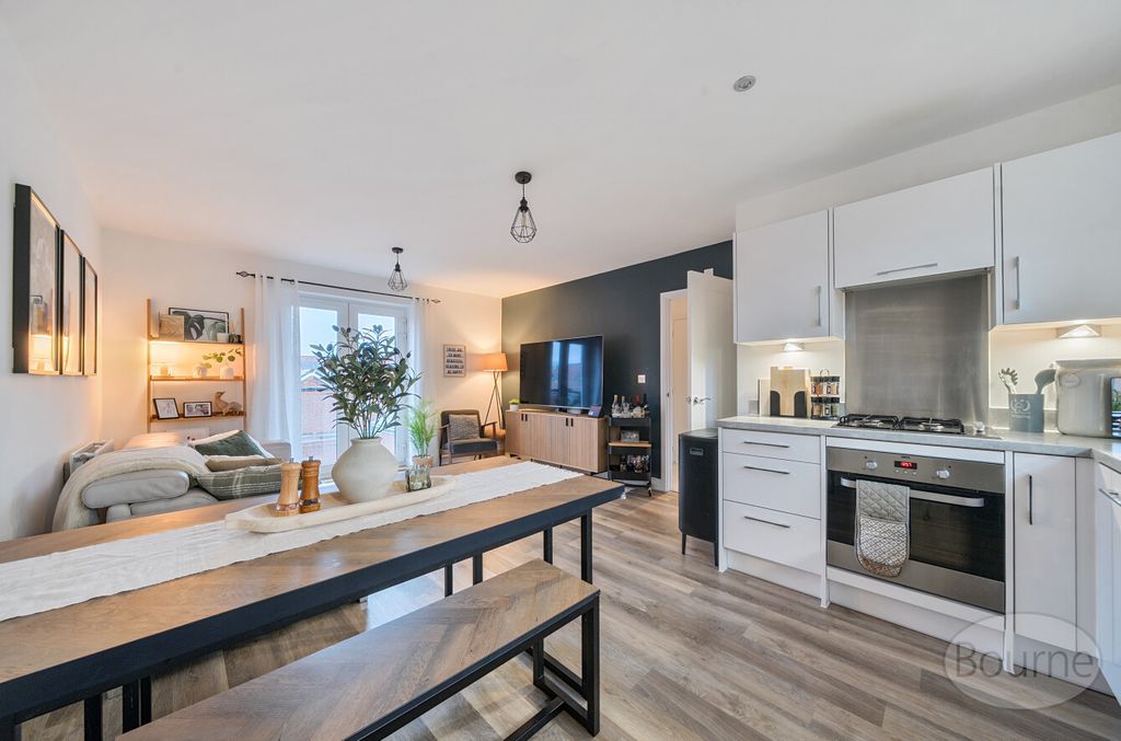 Property photo 1 of 18 Baafa2Ab-7700-4Cb...