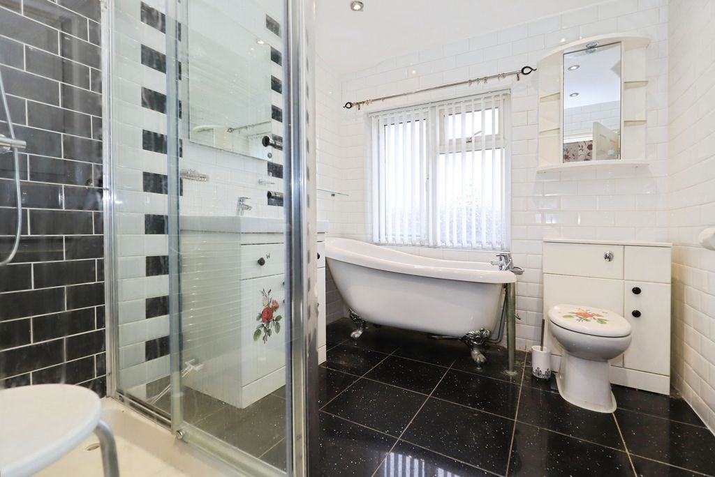 Property photo 3 of 17 Pbox-Img.Jpg