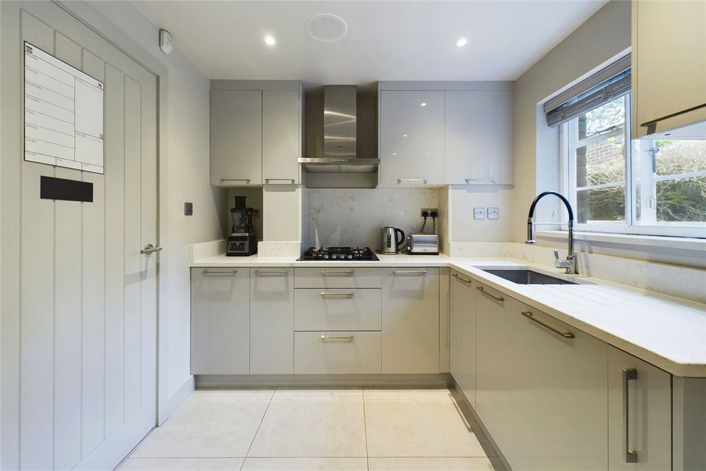 Property photo 2 of 17 Kitchen B