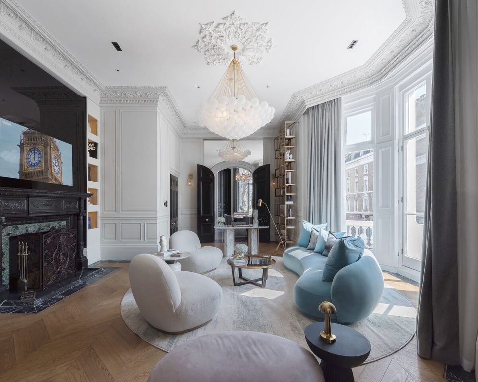 Property photo 1 of 20 Queens Gate