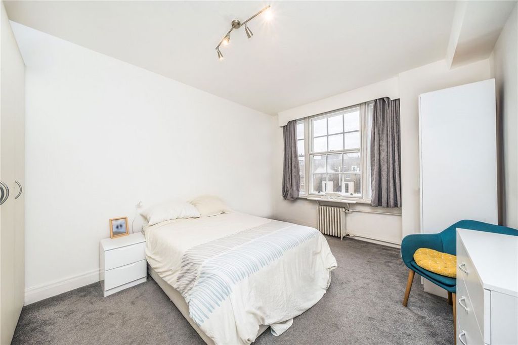 Property photo 3 of 6