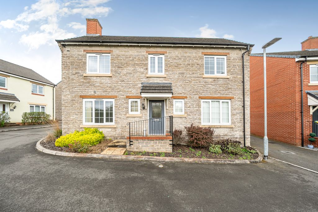 Property photo 1 of 20 14420221869Df73822c32d