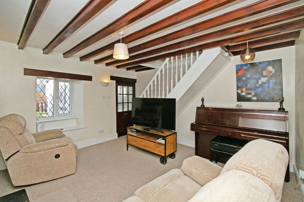 Property photo 3 of 20