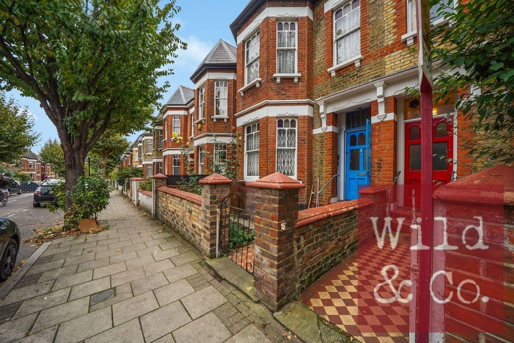 Property photo 1 of 26 Mildenhall Road - Ycgbfoht1Eyipyex54Mw.Jpg