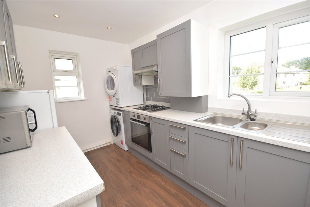 Property photo 2 of 10 Picture No. 07