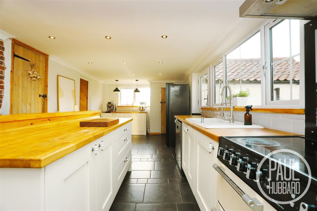 Property photo 3 of 31 Img_9799.Jpg