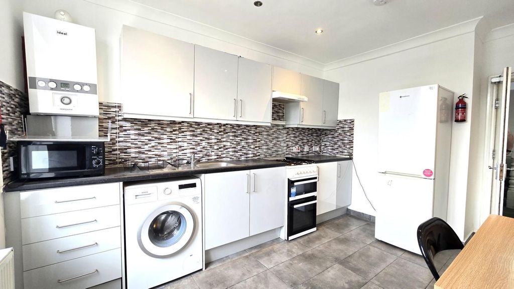 Property photo 2 of 10 155.Jpg