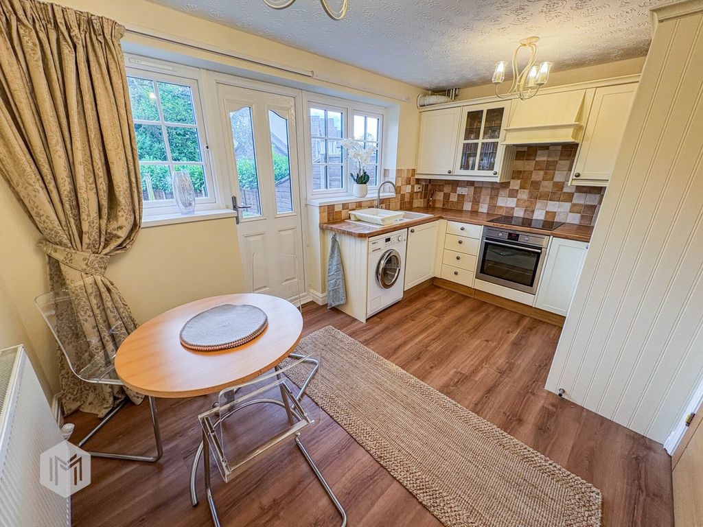 Property photo 2 of 17 Picture No. 39