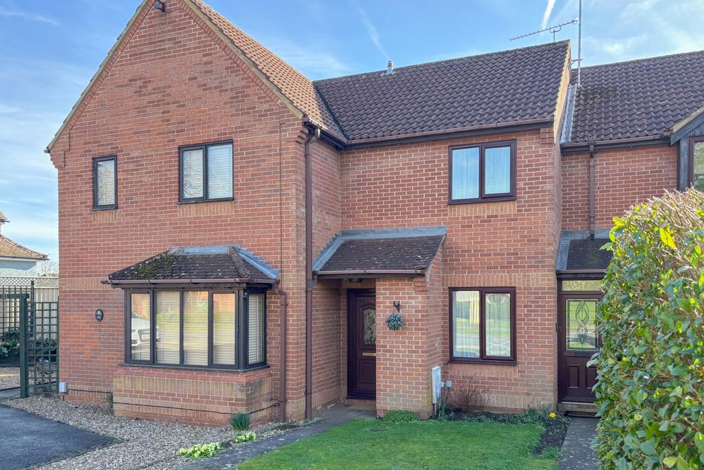 Property photo 1 of 8 Front House