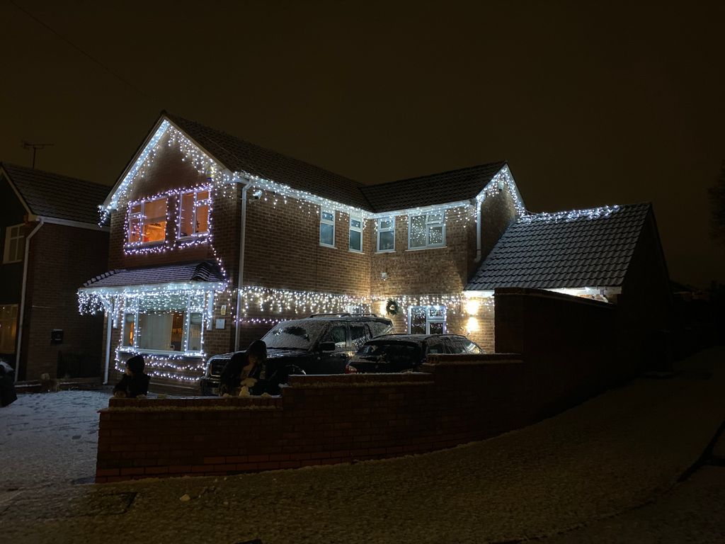 Property photo 1 of 28