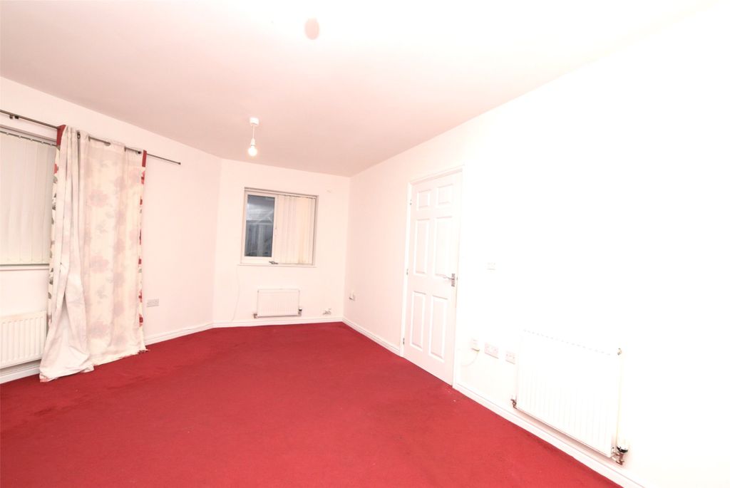 Property photo 2 of 10 Picture No. 02