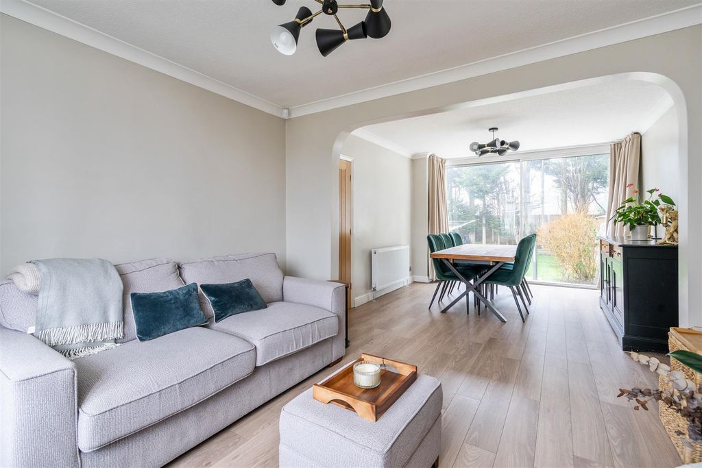 Property photo 3 of 13 119 Wells Green Road_7.Jpg