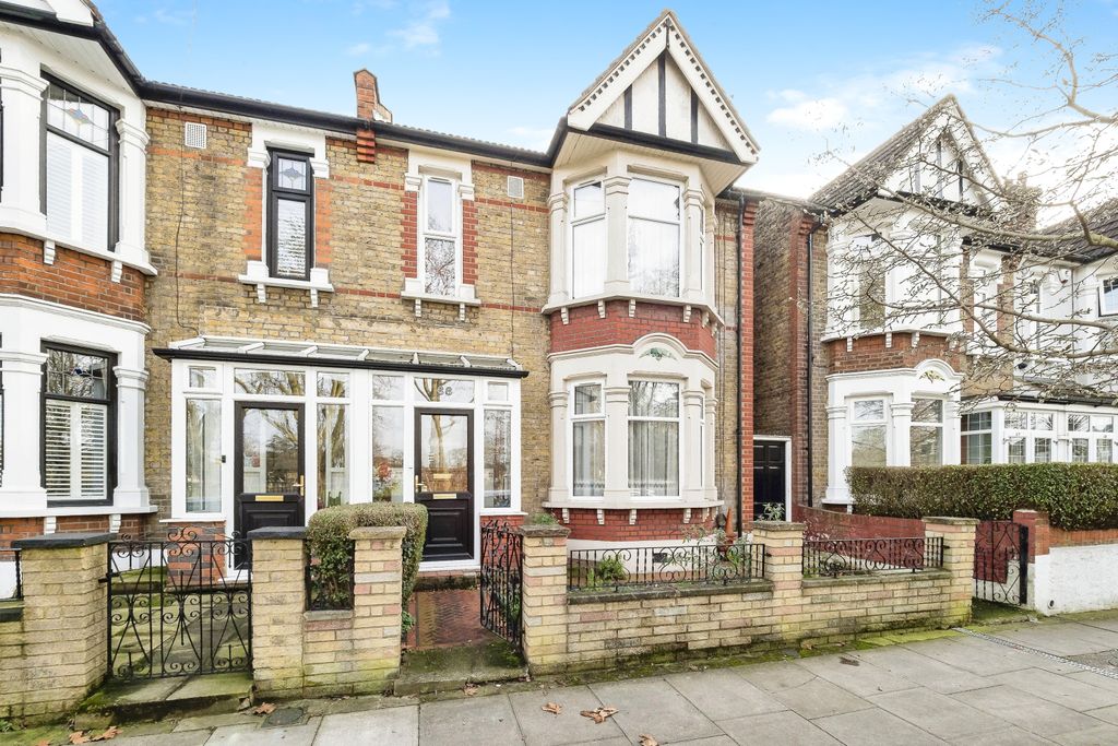 Property photo 1 of 17 Photography