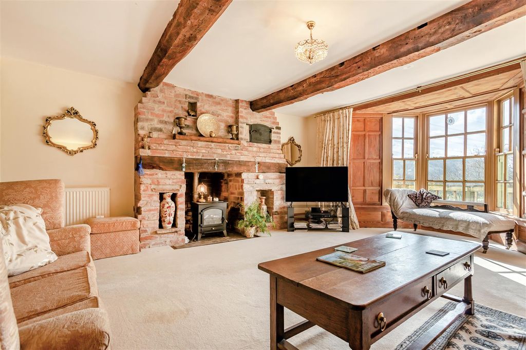 Property photo 3 of 44