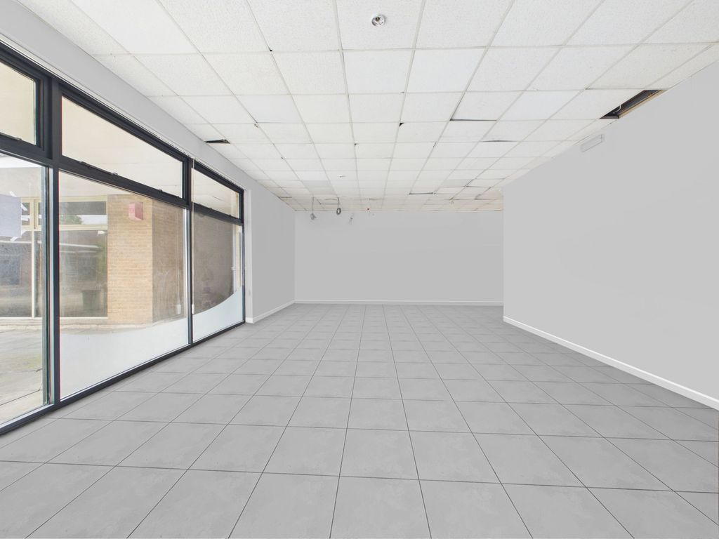 Property photo 1 of 3