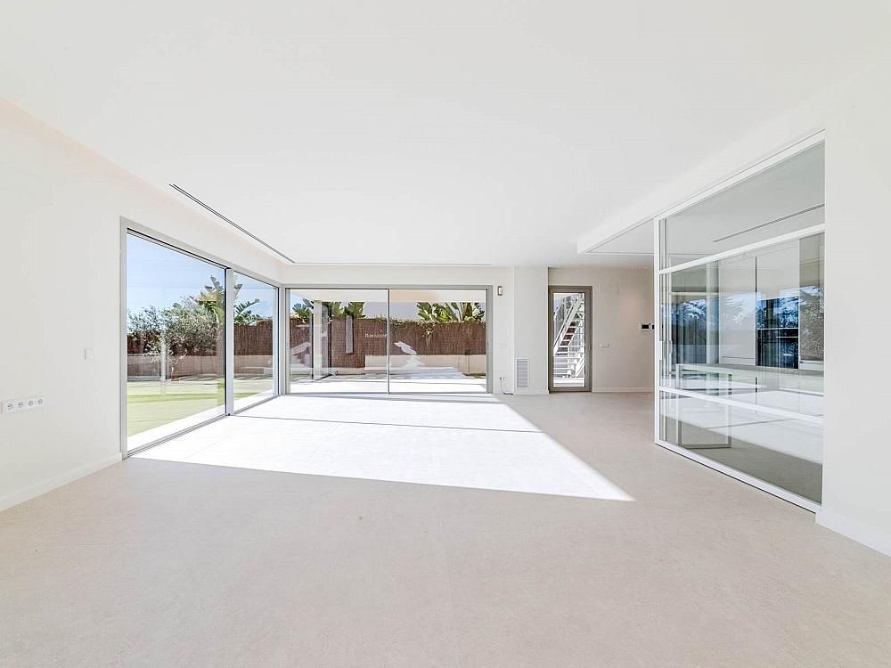 Property photo 3 of 40