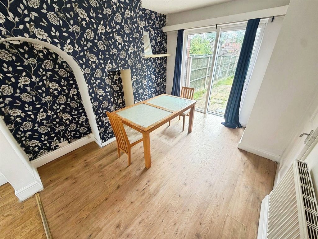 Property photo 3 of 8 Living/Dining Room