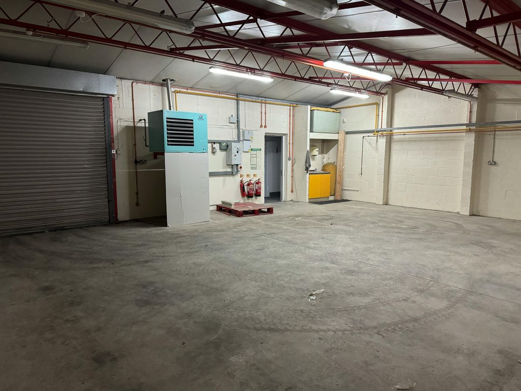 Property photo 3 of 3 Warehouse 2.Jpg