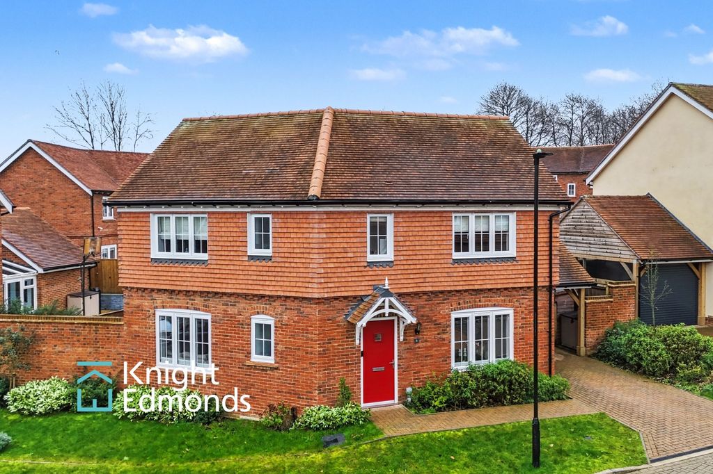 Property photo 3 of 19