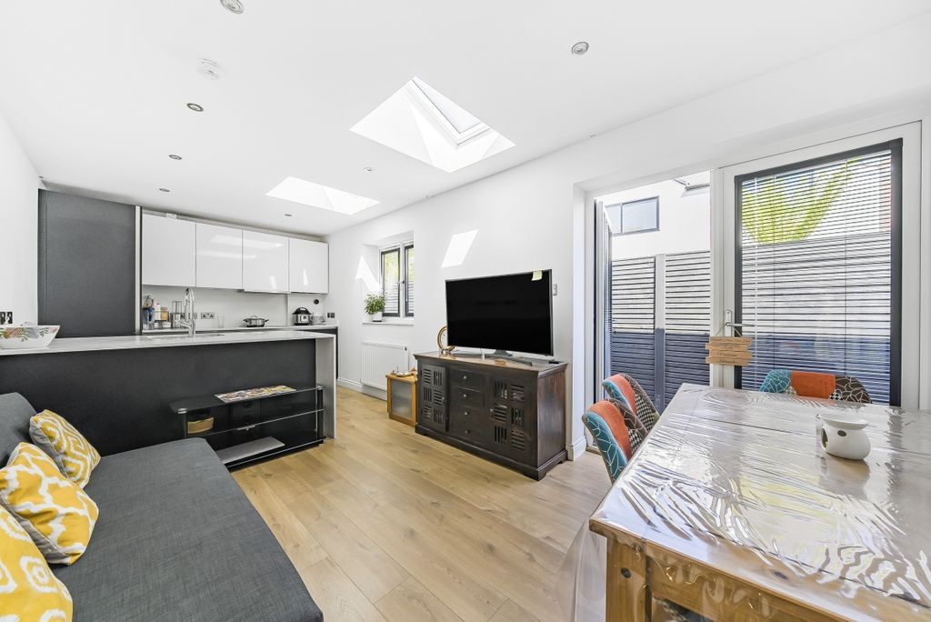 Property photo 3 of 7 1121892 (2)