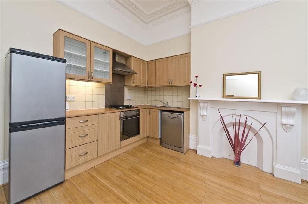 Property photo 2 of 6