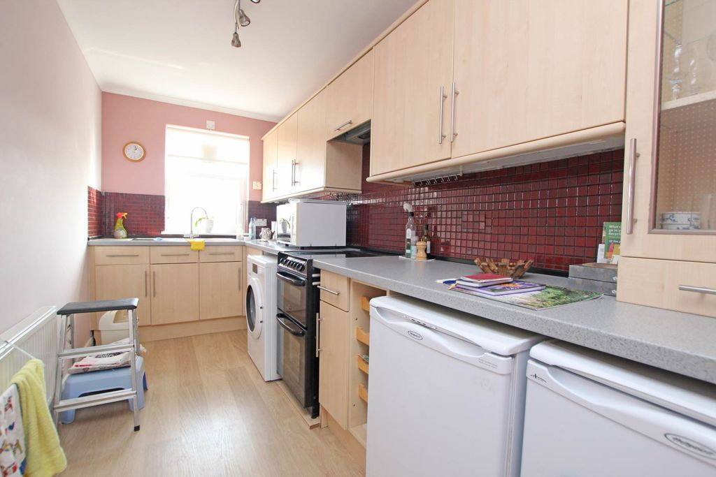 Property photo 2 of 13