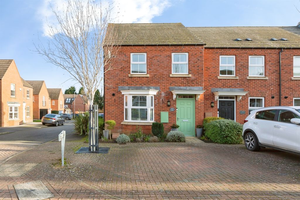 Property photo 1 of 16