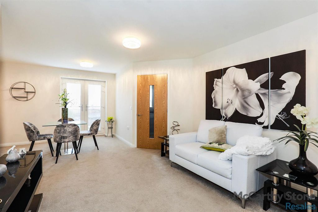 Property photo 3 of 20 7v5A3876.Jpg