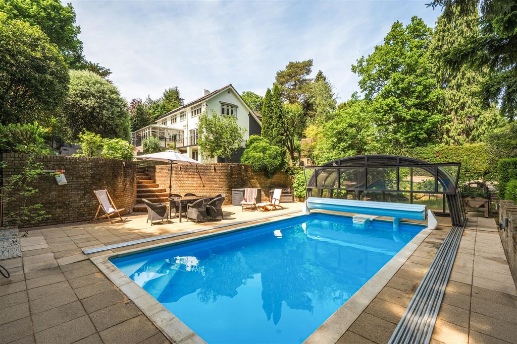 Property photo 3 of 36 Swimming Pool