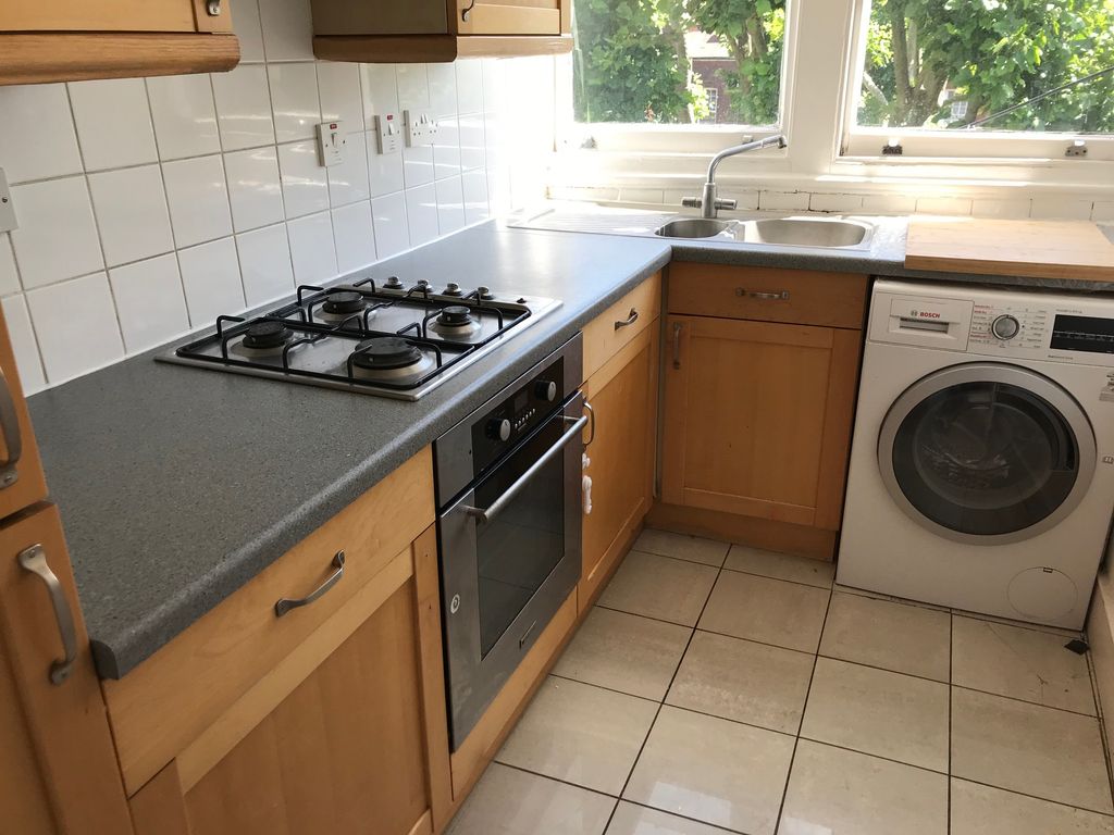 Property photo 2 of 5