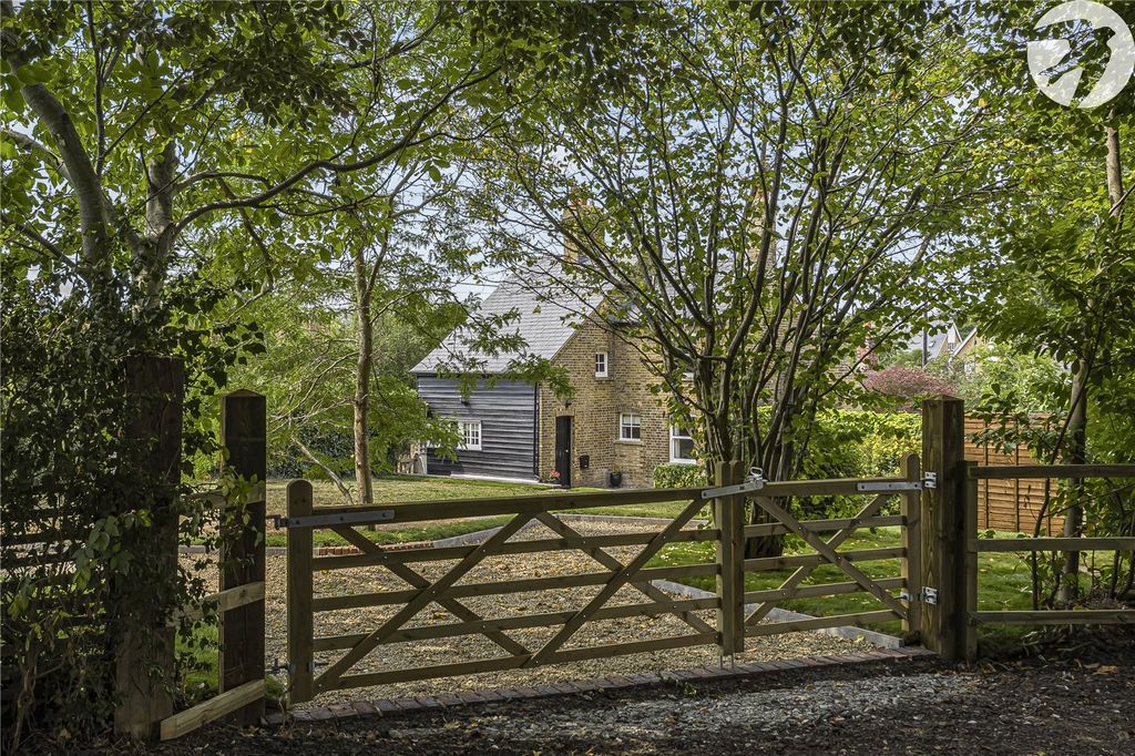Property photo 1 of 24 Picture No. 46