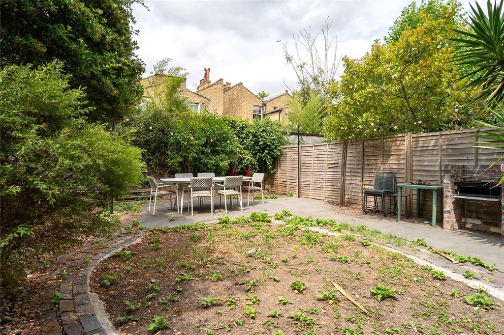 Property photo 1 of 11 Picture No. 22