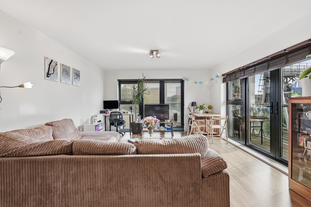 Property photo 2 of 15 Img_9605.Jpg