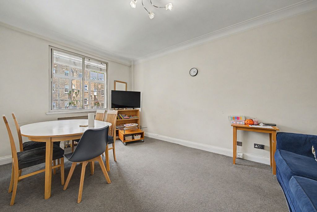 Property photo 3 of 8 5244063