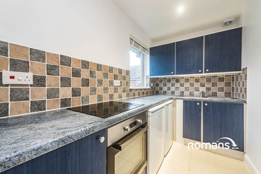 Property photo 3 of 11 Photo