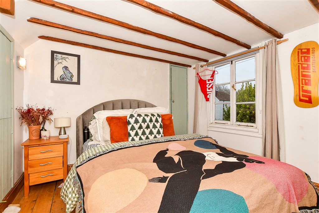 Property photo 3 of 10 Bedroom 1