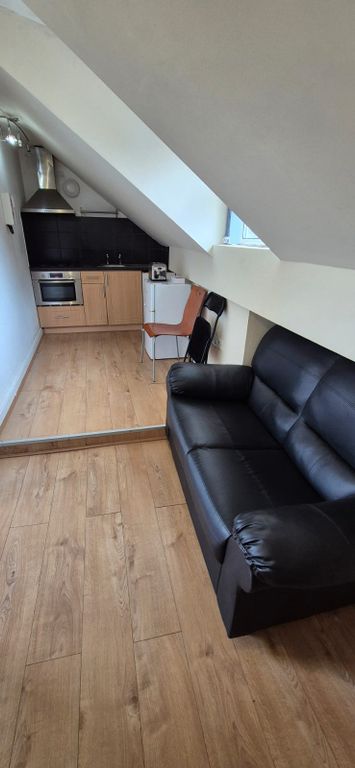 Property photo 1 of 4 Curzon Avenue