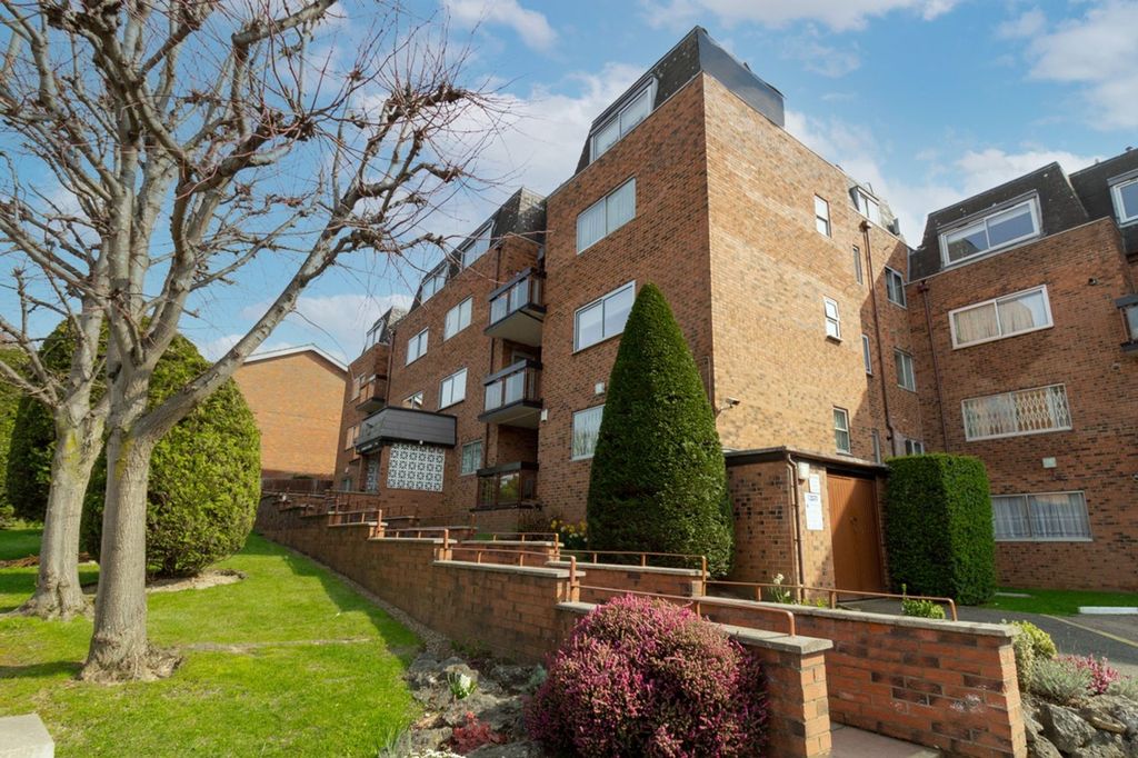 Property photo 1 of 7