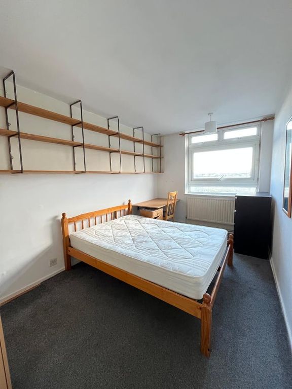 Property photo 2 of 4