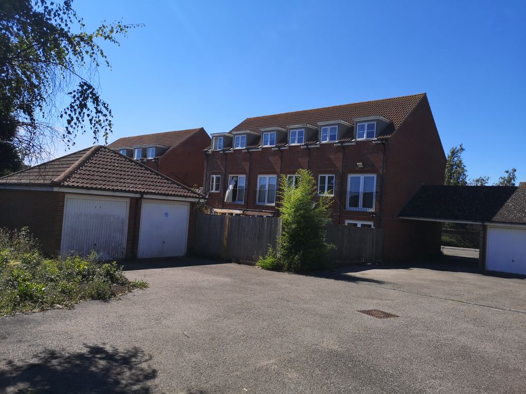 Property photo 3 of 15
