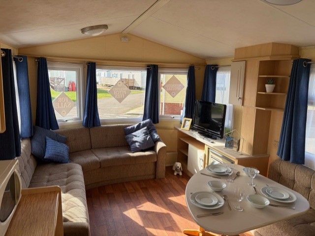 Property photo 2 of 4 Herald Lounge.Jpg