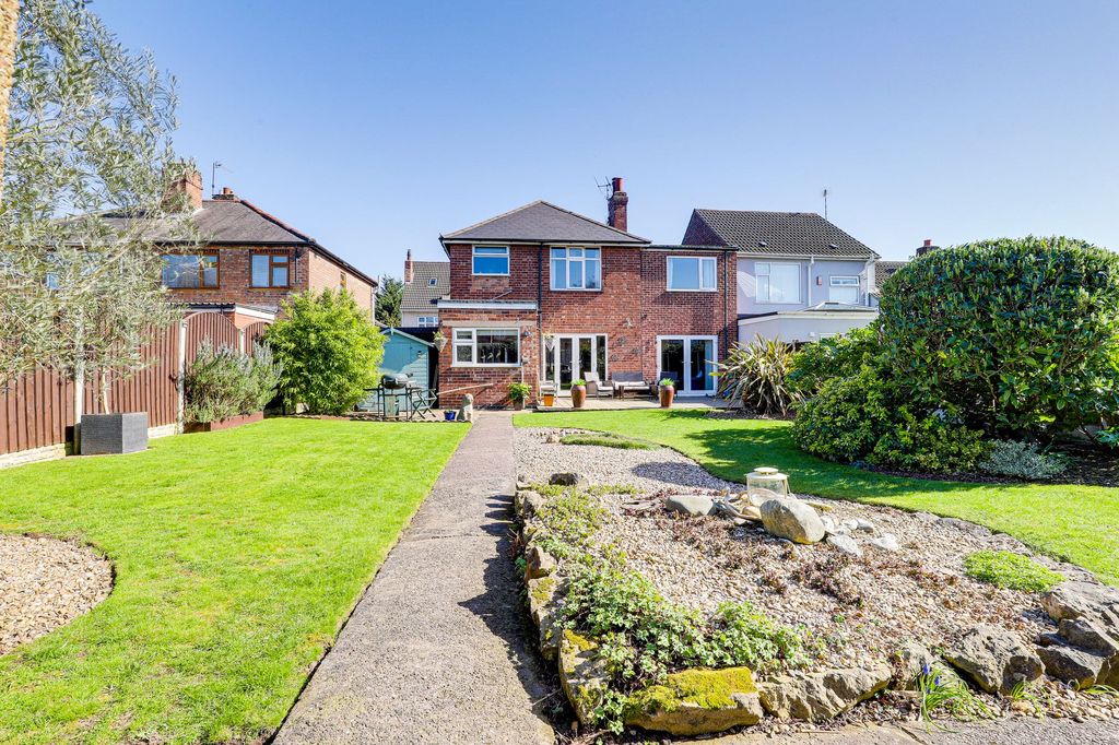 Property photo 1 of 34